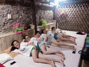 Yến Nhi Bản Giốc Homestay - Nhà sàn đá cổ